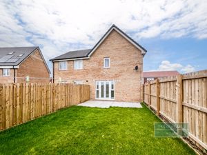 Photo 27- click for photo gallery